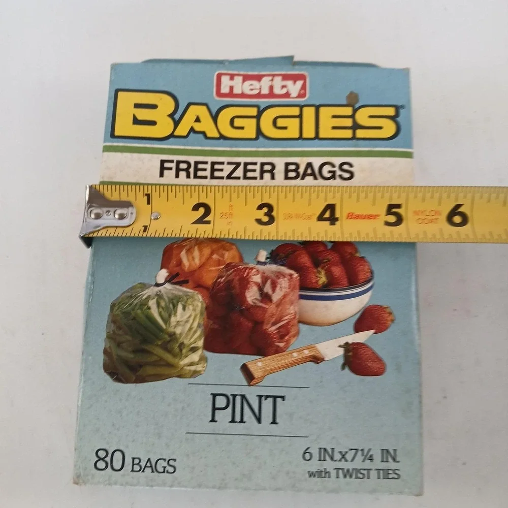 NOS Hefty Baggies Freezer Bags Pint Size 80 Bags Vintage Twist Ties New Sealed